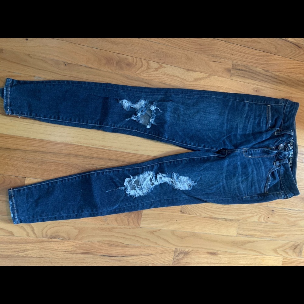 American Eagle Distressed Jeans